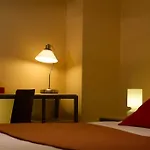 ディモーラ デ マウロ 4* カターニア