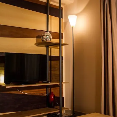 Dimora De Mauro Lägenhetshotell 4*