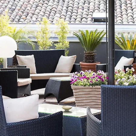 Lejlighedshotel Dimora De Mauro 4*