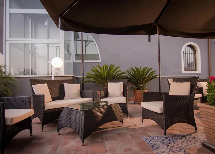 アパートホテル ディモーラ デ マウロ 4*