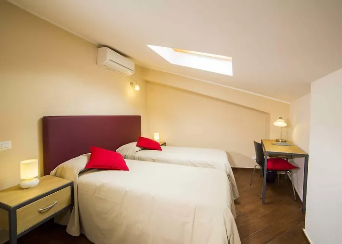 ディモーラ デ マウロ アパートホテル カターニア