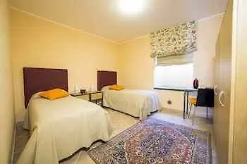 ディモーラ デ マウロ アパートホテル 4*