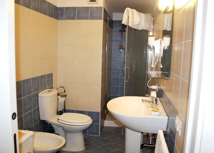 ディモーラ デ マウロ アパートホテル 4*